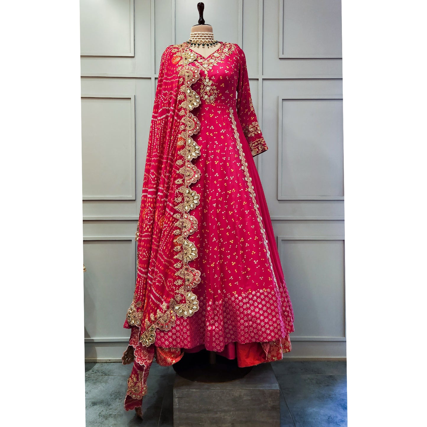 Bandhni Floor Length