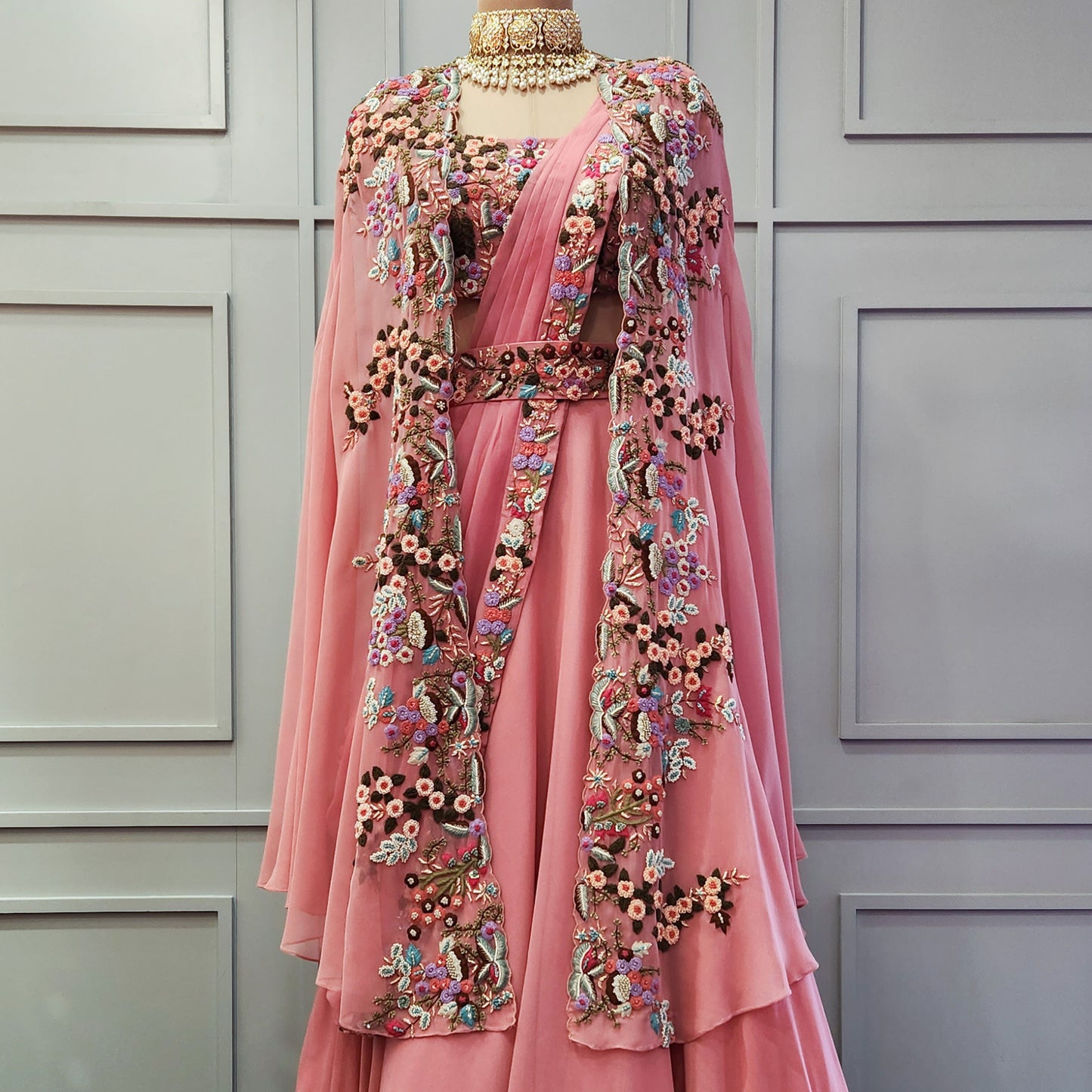 Candy Pink Crepe Set NM