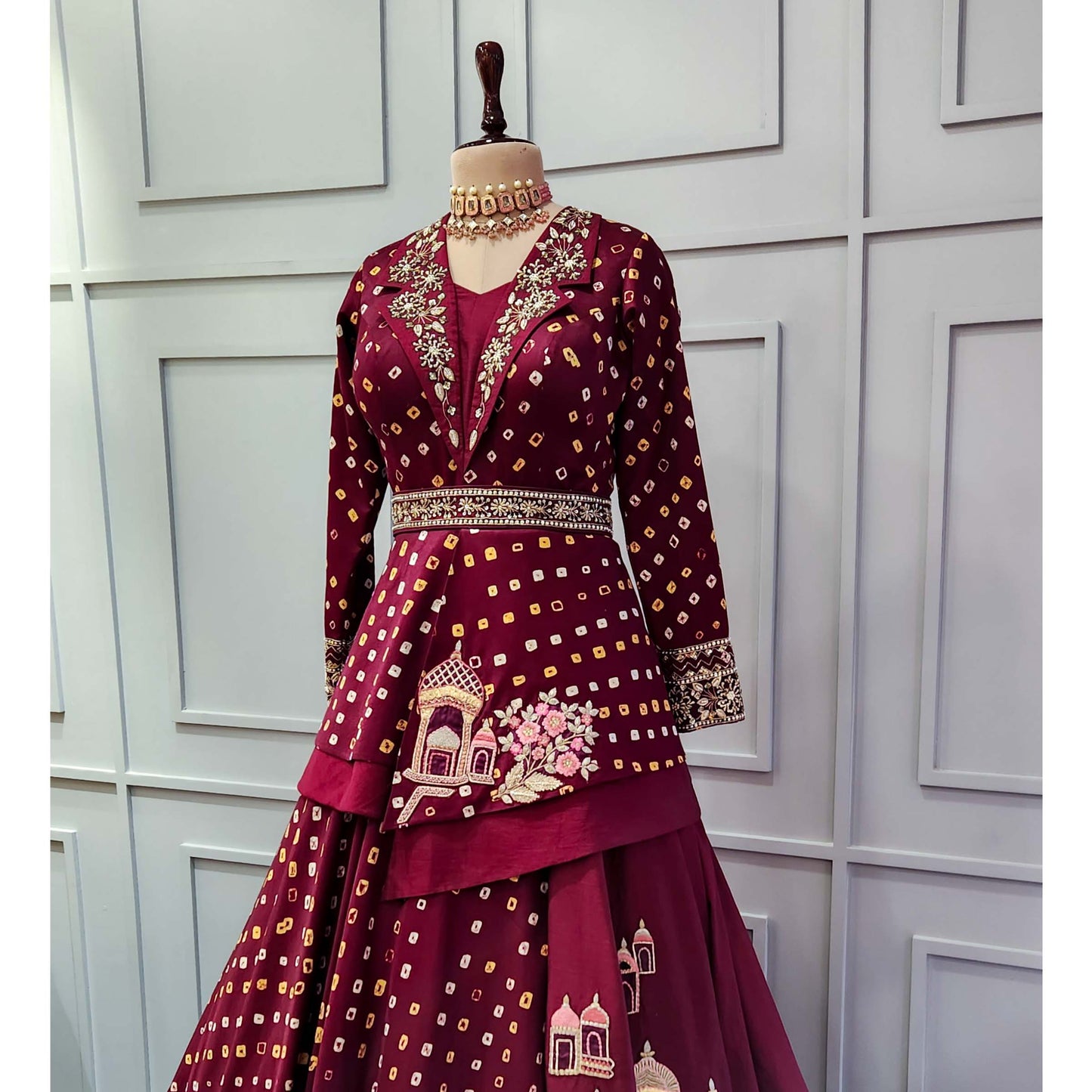 Mehroon Bandhni Castle Lehenga